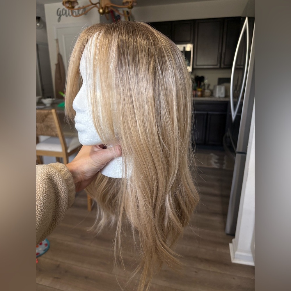 CSC Wig - Style Unknown - Picture 3 of 4